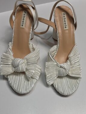 Zzheels Plissé Pleated Bow Knot Ankle Strap Block Heels - Bridal - Size 11